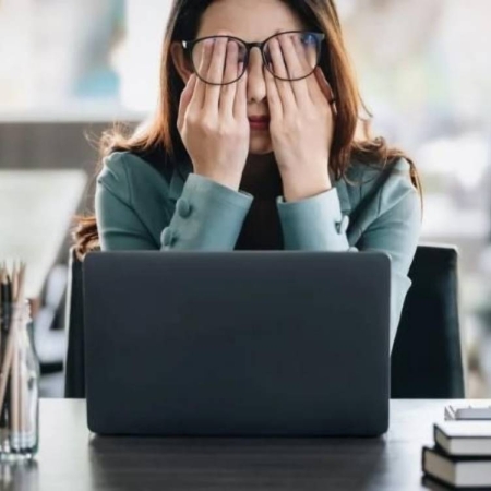 Tóc rụng do stress: Cách điều trị và phòng ngừa hiệu quả