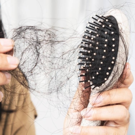 Top 10 mẹo giúp phục hồi tóc gãy rụng hiệu quả tại nhà